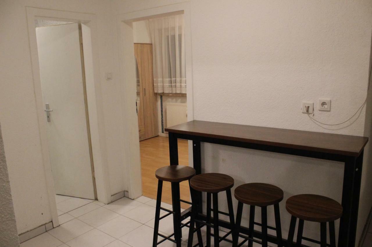 Zimmer Sucht Bewohner Duisburg Luaran gambar